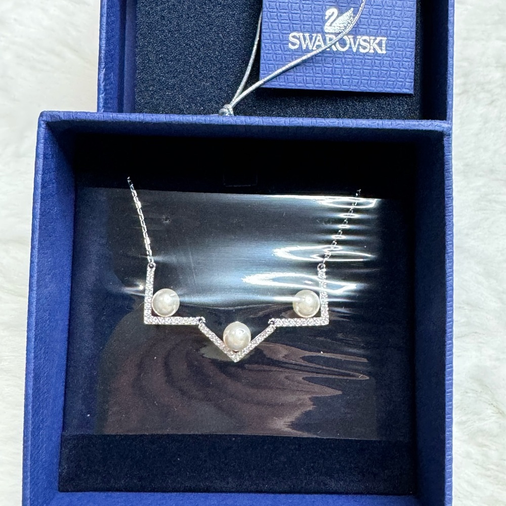 Swarovski Edify Medium Crystal Necklace